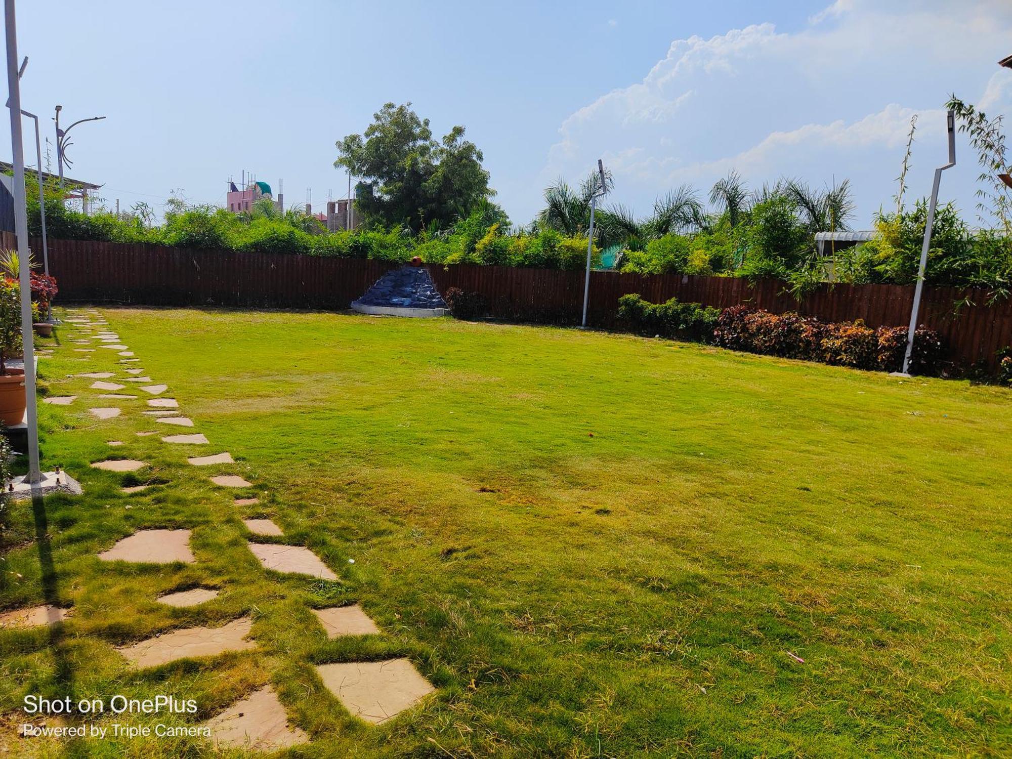 Vss Lawns & Resorts Llp Shahada ภายนอก รูปภาพ